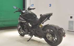 DUCATI DIAVEL V4 2025