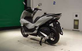 HONDA PCX125 2004 JK05