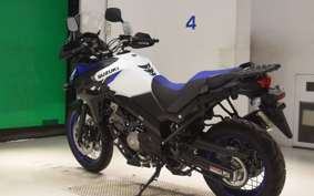 SUZUKI DL650 ( V-Strom 650 ) XTA 2024 C733M