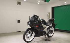 SUZUKI GSX-R125 DL33B