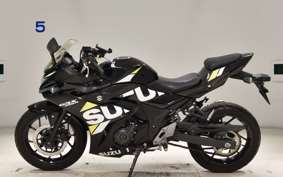 SUZUKI GSX250R