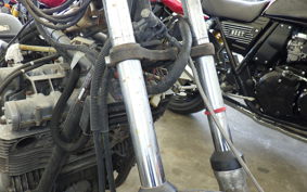SUZUKI GS750 GS750D
