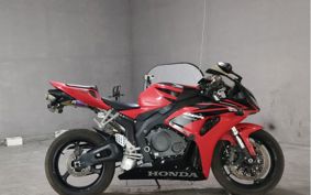 HONDA CBR1000RR SC57