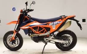KTM 690 SMC R 2024