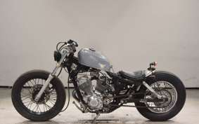 YAMAHA VIRAGO 250 2002 3DM