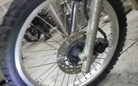 SUZUKI DJEBEL 125 SF44A