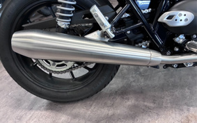 TRIUMPH STREET TWIN 2023 DAD74G