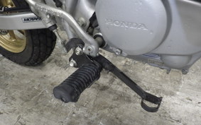 HONDA XR100 MOTARD 2002 HD13