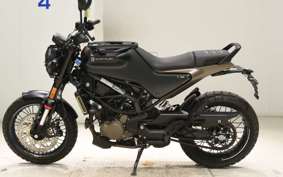 HUSQVARNA SVARTPILEN 125