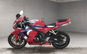 HONDA CBR600RR 2022 PC40