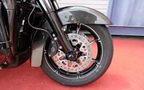 HARLEY HARLEYFLHTKSE CVO 2019 TEH