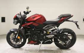 TRIUMPH STREET TRIPLE RS 2023