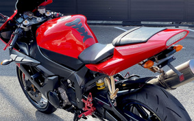 YAMAHA YZF-R1 2002 RN09