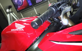 HONDA CBR650R 2020 RH03