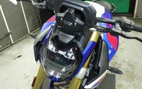 BMW F900R 2025