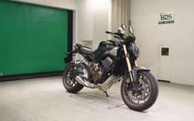 HONDA CB650R E-Clutch 2025