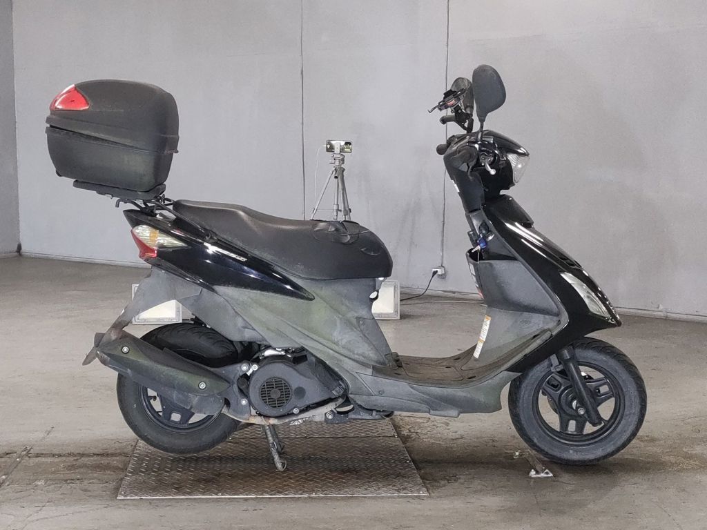 Фото Suzuki ADDRESS V125 с японского аукциона