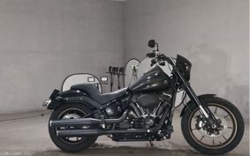 HARLEY FXLRS1870 YWK