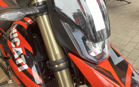 DUCATI HYPERMOTARD 698 MONO RV 2024 4B00