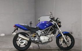 HONDA VTR 250 MC33