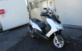 YAMAHA S-MAX SG27