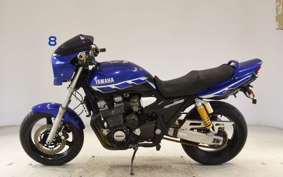 YAMAHA XJR1300 2003 RP03J