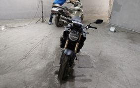 HONDA CB650R E-Clutch RH17