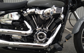 HARLEY FXBR 2025 YEZ