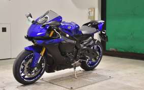 YAMAHA YZF-R1