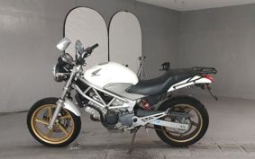 HONDA VTR 250 MC33