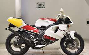 YAMAHA TZR250 R 2002 3XV