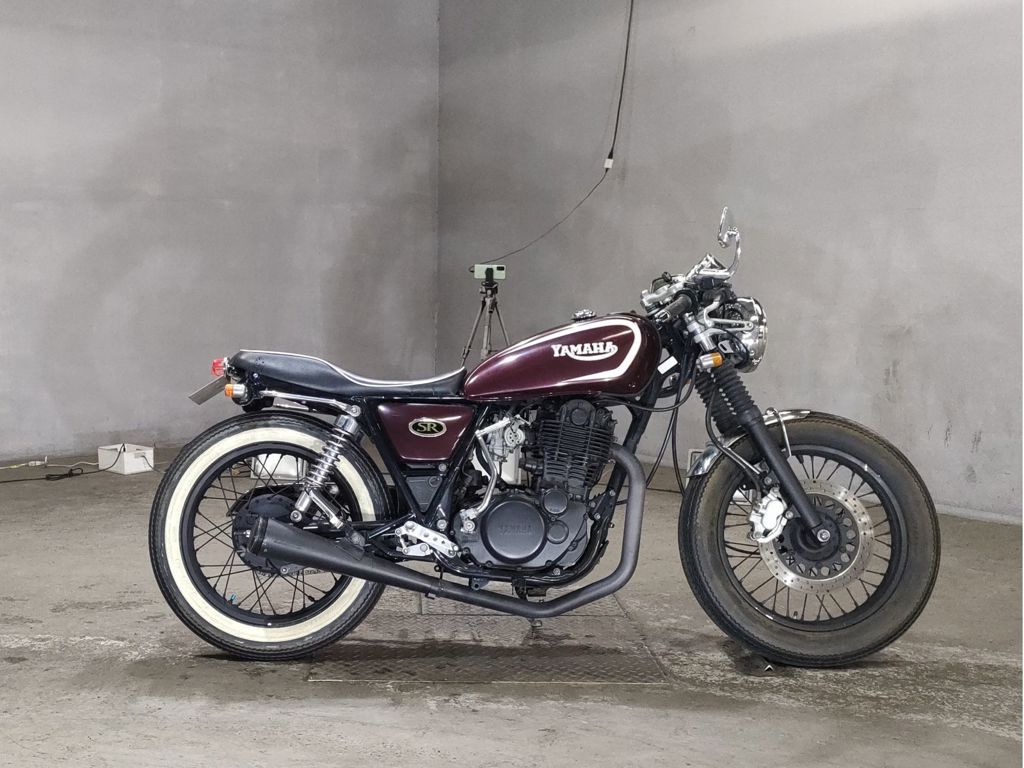 Фото Yamaha SR400 2009 с японского аукциона