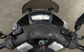 YAMAHA TRICITY 125 SE82J