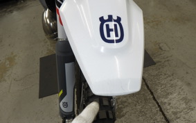 HUSQVARNA TE250I 2010
