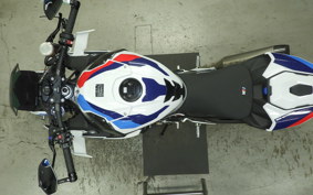 BMW M1000R 2023