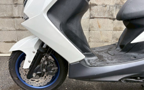 YAMAHA MAJESTYS SG52J