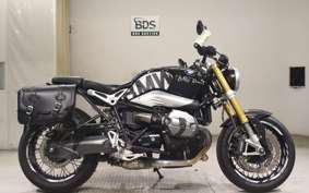 BMW R NINE T 2014