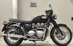 TRIUMPH BONNEVILLE 2004