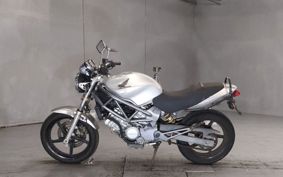 HONDA VTR 250 MC33