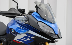 BMW F900XR PREMIUM  LINE 2024 0K21