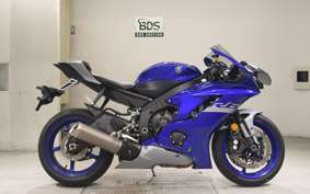 YAMAHA YZF-R6 2020