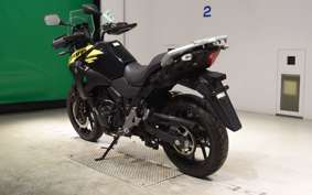SUZUKI Vｽﾄﾛｰﾑ250A 2006