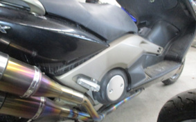 YAMAHA T-MAX 500 2004 SJ03