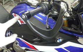 BMW S1000XR 2019