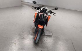 KTM 1290 SUPER  DUKE R V3940