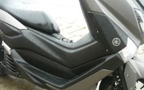 YAMAHA NMAX ABS SE06J