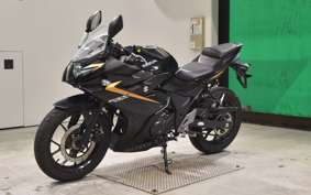 SUZUKI GSX250R 2009