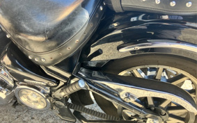 YAMAHA ROADSTER1700 SILVERED 2005 VP17