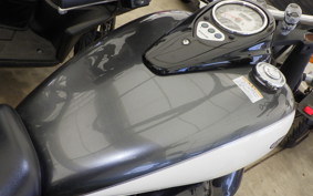 KAWASAKI VULCAN 900 CLASSIC 2013