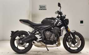 TRIUMPH TRIDENT 660 2022